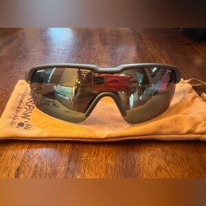 Gray and yellow Bearpaw Sports Sunglasses, Unisex